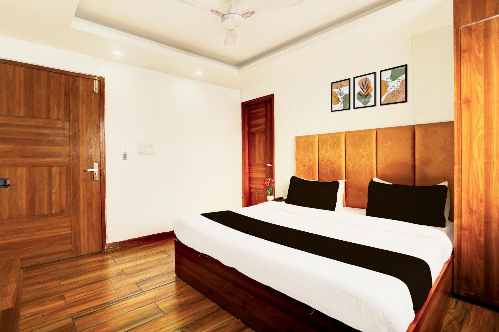 Hotel Super Collection O Amritsar Near Bus Stand Extérieur photo