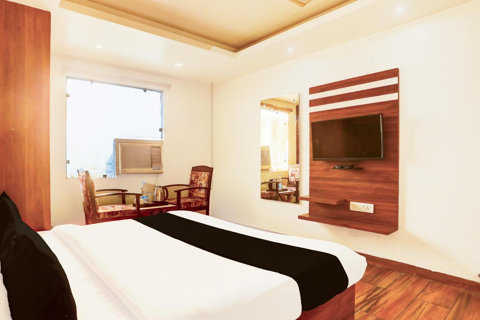 Hotel Super Collection O Amritsar Near Bus Stand Extérieur photo