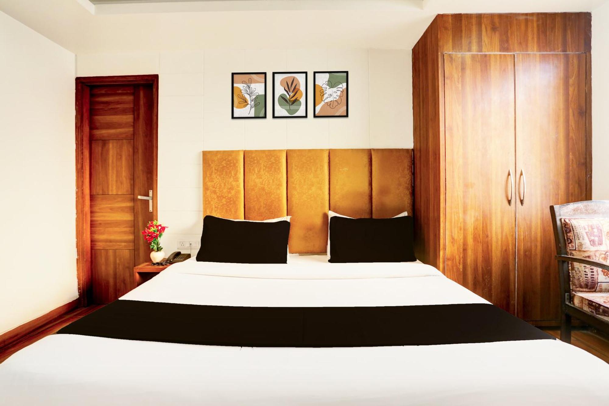 Hotel Super Collection O Amritsar Near Bus Stand Extérieur photo