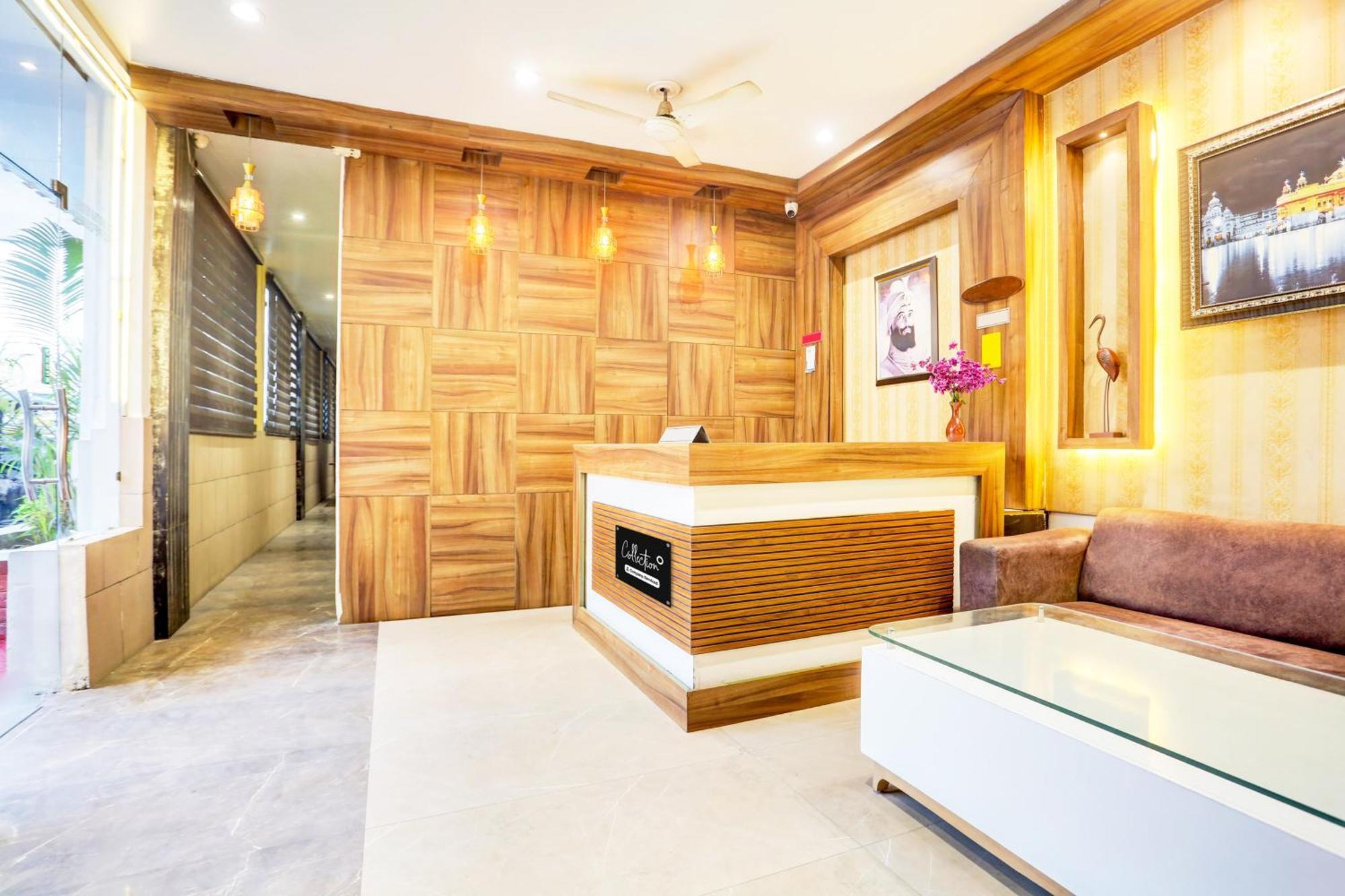 Hotel Super Collection O Amritsar Near Bus Stand Extérieur photo